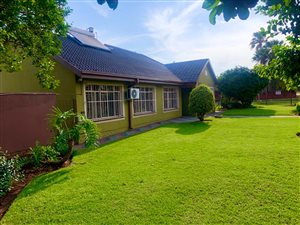 3 Bed House in Vanderbijlpark CE5