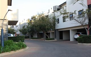 3 Bedroom Townhouse in Lombardy Estate