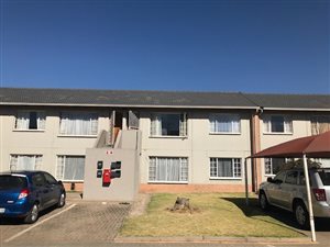 3 Bed Apartment in Boksburg West