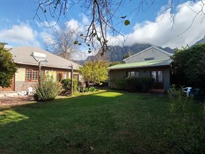 4 Bed House in Newlands