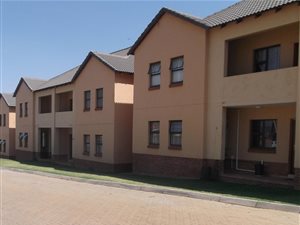 3 Bed Apartment in Lydenburg