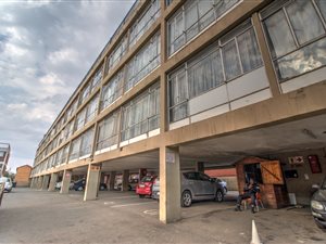 3 Bed Apartment in Kempton Park Central