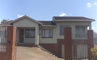 5 Bedroom House in Redfern