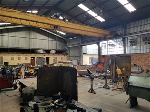1050 m² Industrial space in Primrose