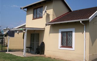 3 Bedroom Apartment in Sea View