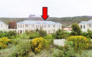 3 Bedroom Townhouse in Kommetjie