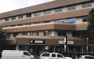 40 m² Commercial space in Claremont