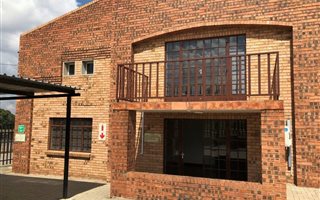 Commercial space in Evander