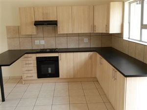 3 Bed Townhouse in Wolmer
