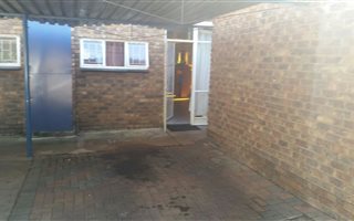 2 Bedroom Duplex in Roseville