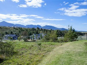 797 m² Land available in Kraaibosch
