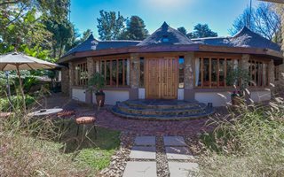 700 m² Commercial space in Darrenwood