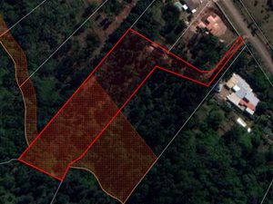 1.3 ha Land available in Crestholme