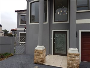 3 Bed House in Sunward Park