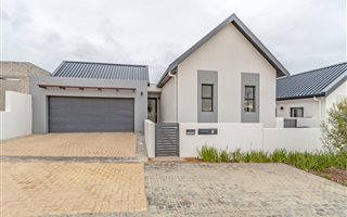 3 Bedroom House in Sitari