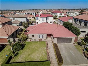 3 Bed House in Monavoni