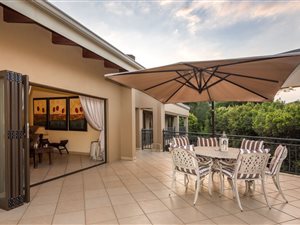 5 Bed House in Constantia Park