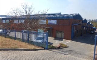 3600 m² Industrial space in Riverside Industrial Park