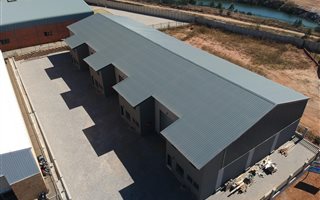270 m² Industrial space in Chloorkop