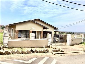 3 Bed House in Lovu