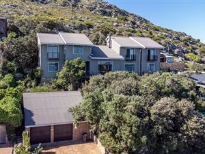 4 Bed House in Scarborough