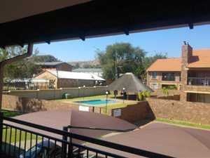 2 Bed Apartment in Magalieskruin