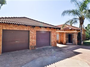 5 Bed House in Daspoort