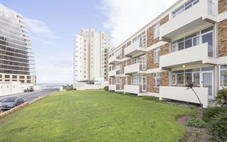 1 Bedroom Apartment in Strand South