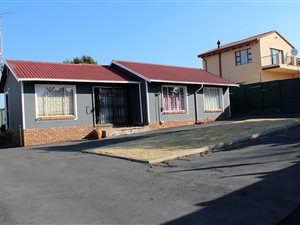 2 Bed House in Noordwyk