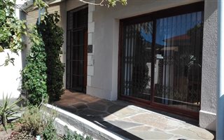 4 Bedroom House in Observatory