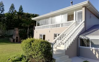 3 Bedroom House in Noordhoek