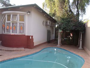 7 Bed House in Sunnyside