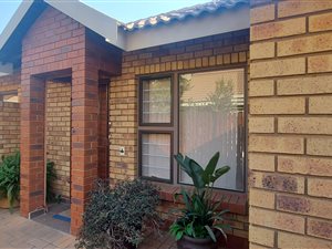 2 Bed House in Montana Tuine