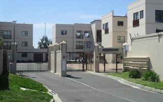 2 Bedroom House in Parklands