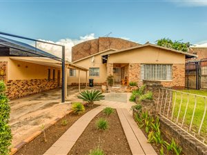 3 Bed House in Krugersdorp West