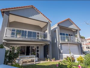 4 Bed House in Harbour Island