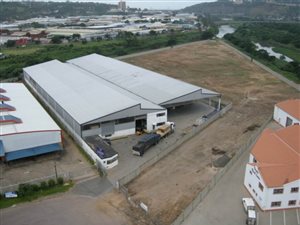 2 ha Land available in Springfield Park