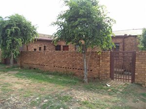 3 Bed House in Geluksdal