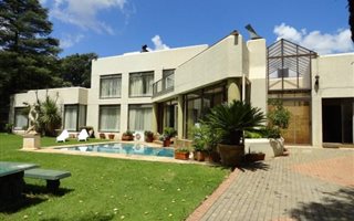 4 ha Farm in Lochvaal