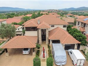 5 Bed House in Ifafi