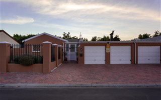 3 Bedroom House in Tableview