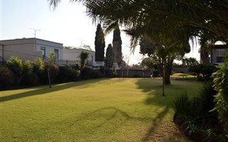 2 Bedroom Townhouse in Linden