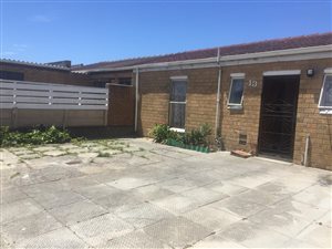 7 Bed House in Westridge