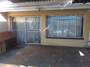 1 Bed Garden Cottage in Ontdekkers Park