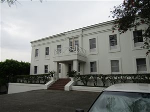 165 m² Office Space in Parkmore