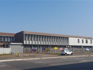 1760 m² Industrial space in Mobeni
