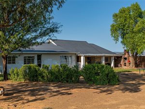 1500 m² Farm in Jansenville