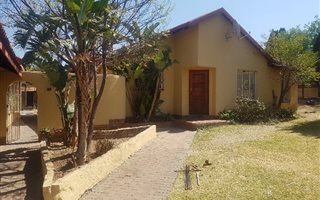 3 Bedroom House in Vorna Valley
