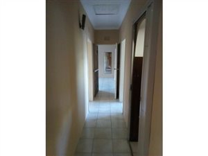 3 Bed House in Roodepoort Central