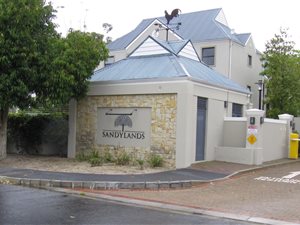 2 Bed Apartment in Silver Oaks